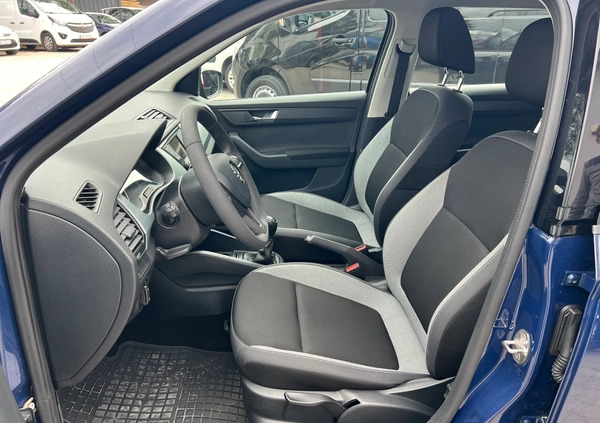 Skoda Fabia cena 36900 przebieg: 126710, rok produkcji 2018 z Obrzycko małe 254
